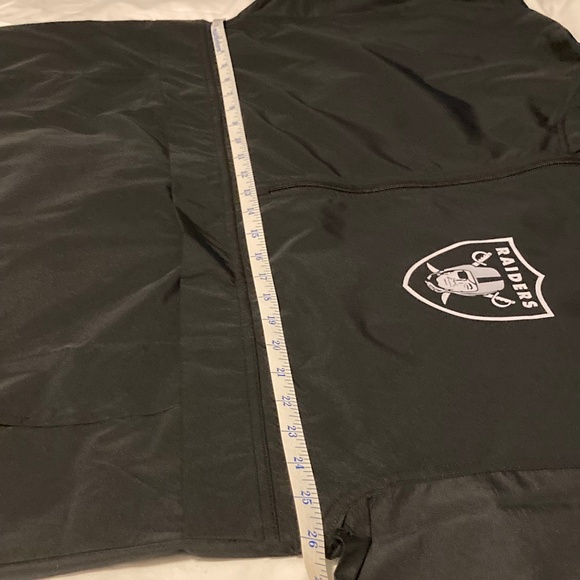 RAIDERS XL GAMEDAY SECURITY WATER RESISTANT WINDBREAKER HOODIE TEAM ISSUED NWT - Picture 13 of 16